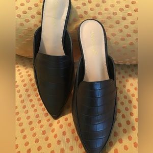 Shoe Dazzle Black Flat, 8.5